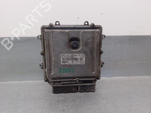 Used Engine control unit (ECU) SMART FORFOUR (454) 1.5 CDI (454.001) (95 hp) 22810911