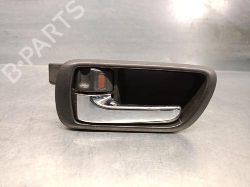 Used Front left interior door handle TOYOTA COROLLA Verso (ZER_, ZZE12_, R1_) 2.0 D-4D (CUR10_, CUR10R) (116 hp) 23394273