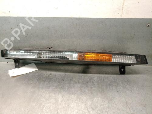 right-front-indicator-audi-q7-4lb-2006-2007-2008-2009-2010-2011-2012-2013-2014-2015-2016-32628857 main image