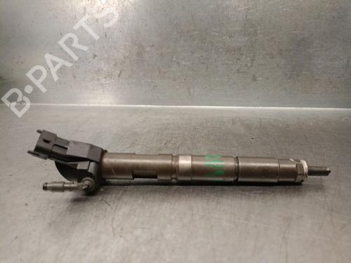Spreder / Dyse TOYOTA YARIS (_P9_) 1.4 D-4D (NLP90_, NLP90R) (90 hp) 28124429