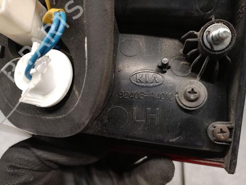 Left tailgate light KIA CARENS IV 1.7 CRDi | BP31706606C79 