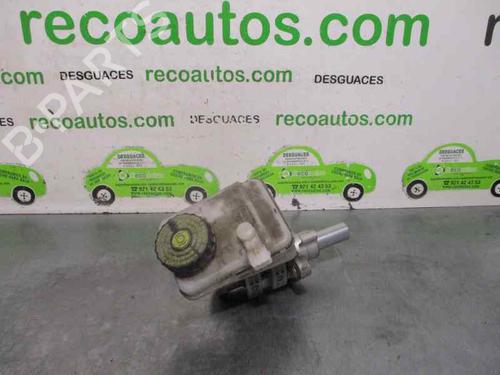 Used Brake master cylinder PEUGEOT 107 (PM_, PN_) 1.0 (68 hp) 3146699