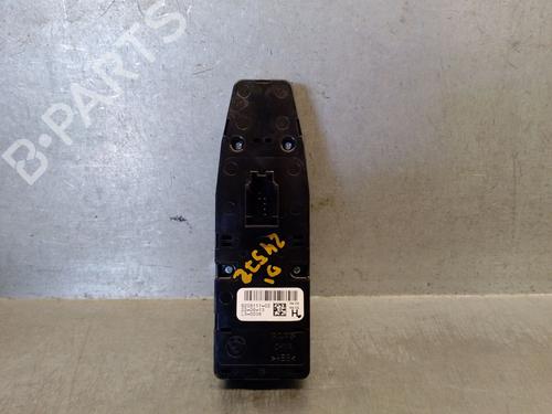 Left front window switch BMW 3 Touring (F31) 330 d | BP31996029I27