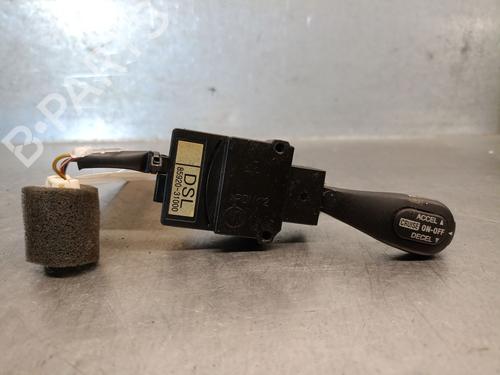 steering-wheel-controls-ssangyong-kyron-2005-2006-2007-2008-2009-2010-2011-2012-2013-2014-34189749 main image