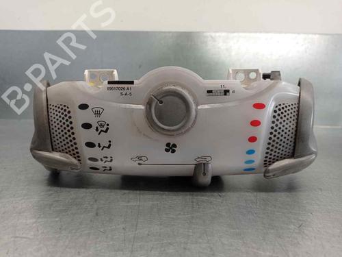 Used Climate control TOYOTA AYGO (_B1_) 1.0 (KGB10_, KGB10R) (68 hp) 10138309