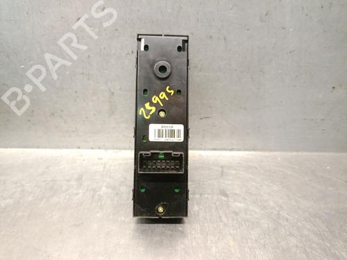 Left front window switch HYUNDAI ix35 (LM, EL, ELH) 1.7 CRDi | BP37405636I27 - Image 2