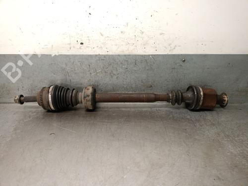 Used Right front driveshaft Right front driveshaft RENAULT MEGANE I Classic (LA0/1_) 1.9 D (LA0A, LA0U, LA0R) (64 hp) 32989718 32989718