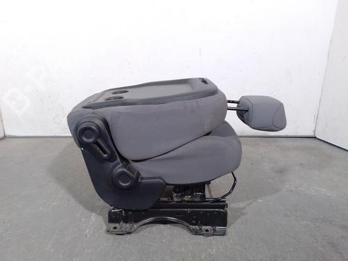 Right front seat PEUGEOT PARTNER Box Body/MPV 1.6 HDi / BlueHDi 75 | BP39715953C16 - Image 10