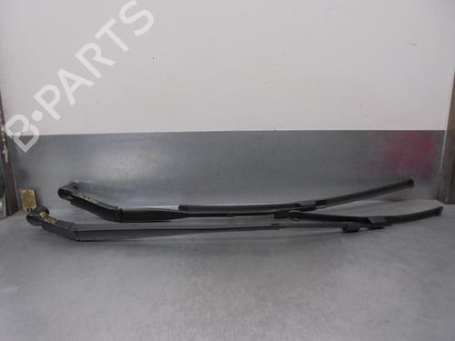 Used Front windshield wiper arm Front windshield wiper arm MAZDA 3 Hatchback (BP) 2.0 SKYACTIV-G M Hybrid (122 hp) 16666206 16666206