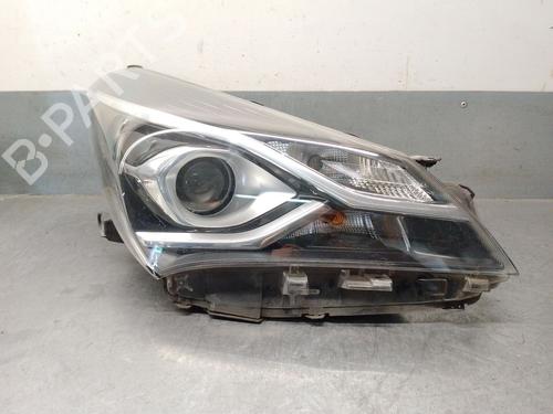 Used Right headlight Right headlight TOYOTA YARIS VERSO (_P2_) 1.4 D-4D (NLP20_, NLP22_) (75 hp) 33273316 33273316