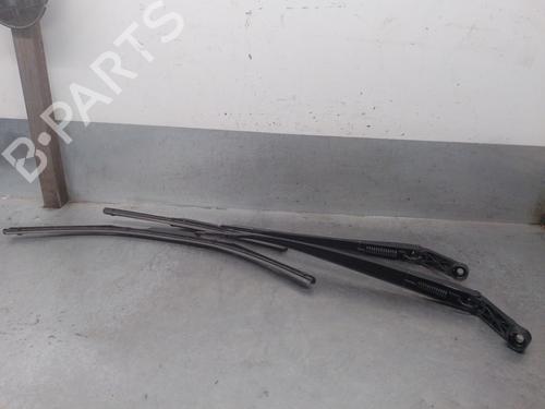 Used Front windshield wiper arm Front windshield wiper arm TOYOTA AURIS (_E15_) 2.2 D (ADE157_, ADE151_, ADE151R, ADE157R) (177 hp) 34350913 34350913