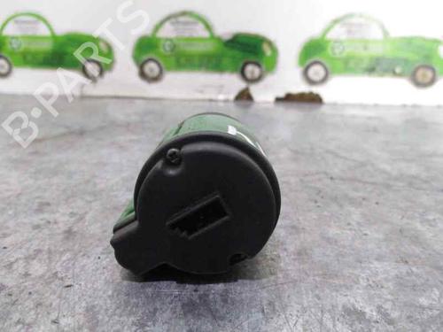 Used Headlight switch BMW 5 (E39) 520 d (136 hp) 20244377