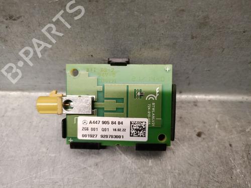 Used Antenna/Base Antenna/Base MERCEDES-BENZ V-CLASS (W447) V 250 CDI / d (447.811, 447.813, 447.815) (190 hp) 36115127 36115127