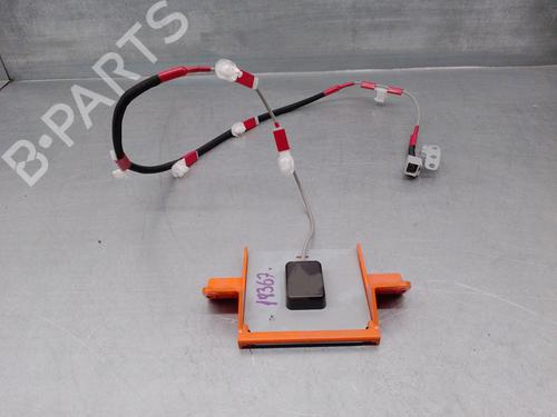 other-lexus-ct-zwa10_-8686076010-4628001441-denso-2010-16213740 main image