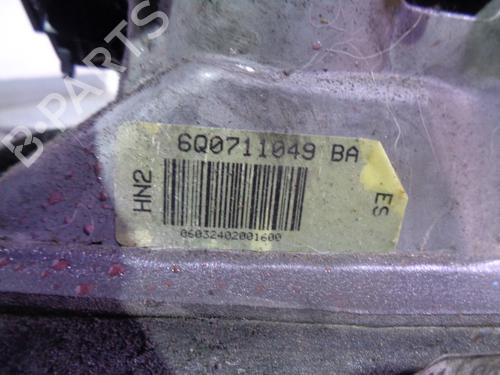 Gear lever SEAT CORDOBA (6L2)  | BP17093452M90 