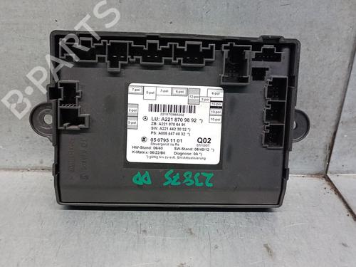 Used Electronic module MERCEDES-BENZ S-CLASS (W221, V221) S 320 CDI (221.022, 221.122) (235 hp) 32111678
