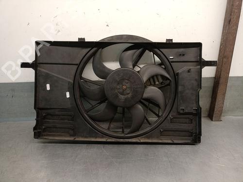 Used Radiator fan Radiator fan VOLVO C30 (533) 2.4 i (170 hp) 33942821 33942821