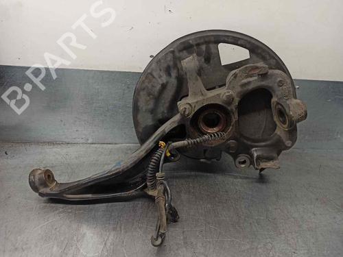 Used Left front steering knuckle LAND ROVER DISCOVERY III (L319) [2004-2009]  10273352