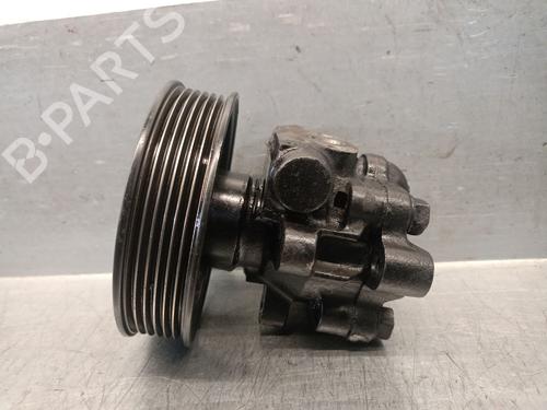 Used Steering pump HYUNDAI LANTRA II (J-2) 1.9 D (68 hp) 30305330