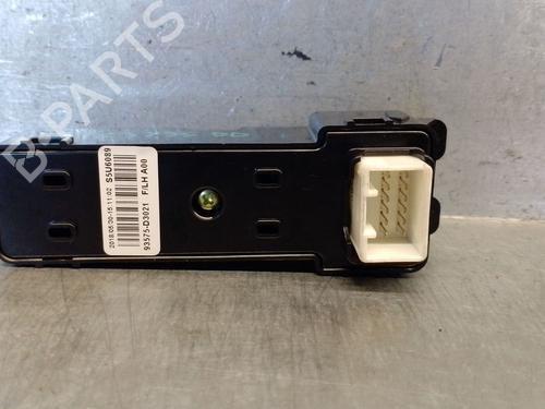 Right front window switch HYUNDAI TUCSON (TL, TLE) 1.7 CRDi | BP29588786I26 