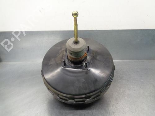 Used Servo brake VW TRANSPORTER T5 Van (7HA, 7HH, 7EA, 7EH) 2.5 TDI (130 hp) 13819777