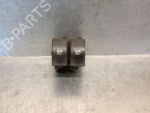 Used Left front window switch RENAULT MEGANE II (BM0/1_, CM0/1_) 1.9 dCi (BM0G, CM0G) (120 hp) 27598122