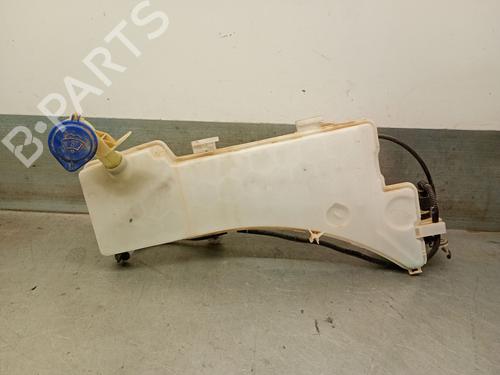 Used Windscreen washer tank PEUGEOT 3008 II SUV (MC_, MR_, MJ_, M4_) 1.2 THP/ PureTech 130 (MRHNSM, MRHNSU, MRHNSJ, MRHNYW,... (131 hp) 24501176