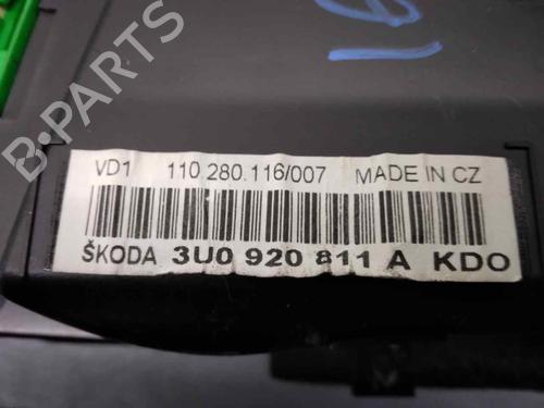 Instrument cluster SKODA SUPERB I (3U4) 1.9 TDI | BP10911997C47 