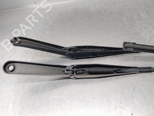 Front windshield wiper arm FORD FOCUS II (DA_, HCP, DP)  | BP14975424C143 