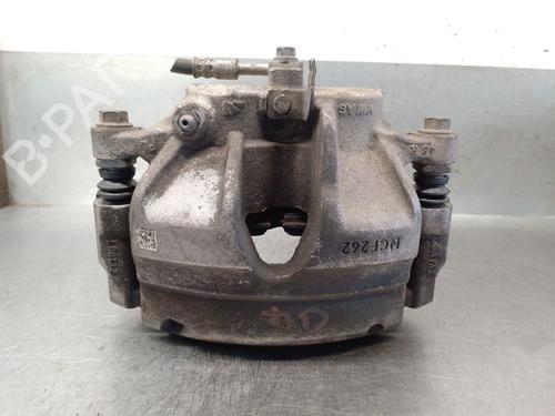 Used Right front brake caliper Right front brake caliper VW CRAFTER Van (SY_, SX_) 2.0 TDI FWD (SYB, SYC, SYD) (102 hp) 33399798 33399798