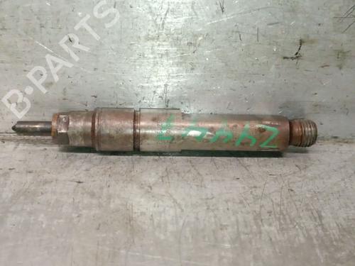 Inyector VOLVO V40 Estate (645) 1.9 DI (95 hp) 31354220