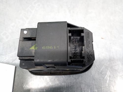 Left front window switch PEUGEOT EXPERT Van (222) 2.0 HDI | BP29326739I27 