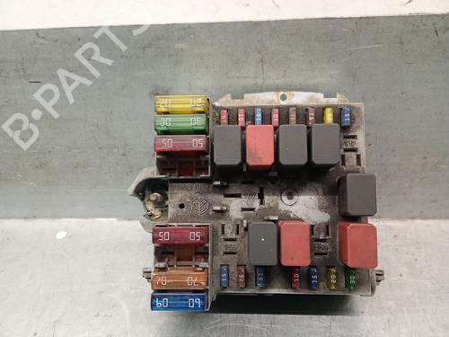 Used Fuse box FIAT STILO (192_) 1.9 JTD (192_XE1A) (115 hp) 23217658