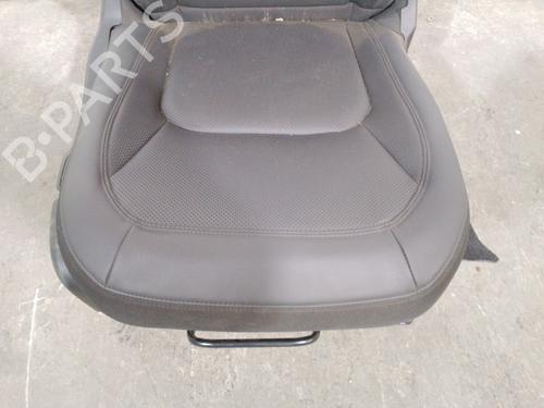 Right front seat LAND ROVER DEFENDER Station Wagon (L663) D250 MHEV 4x4 | BP30296102C16