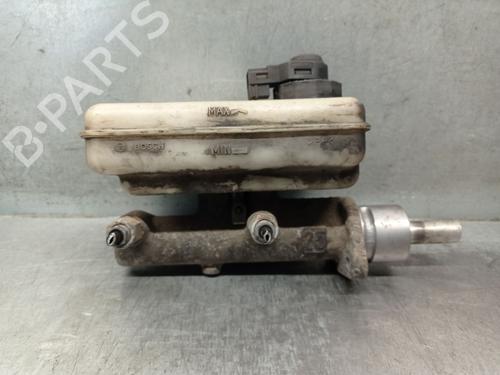 Used Brake master cylinder IVECO DAILY IV Van 35C12 V, 35C12 V/P, 35S12 V, 35S12 V/P (116 hp) 21581326