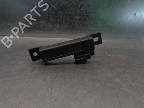 Antenne/Base INFINITI QX70 [2013-2025]  7498556