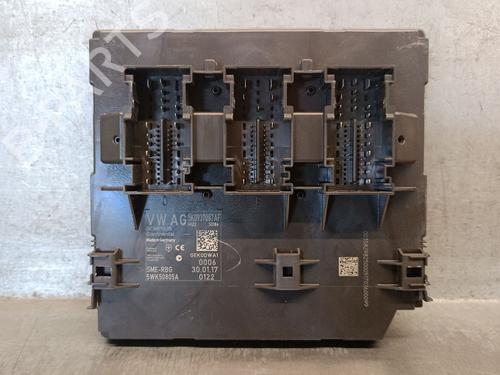 Used Fuse box Fuse box VW SCIROCCO III (137, 138) 1.4 TSI (125 hp) 35898810 35898810