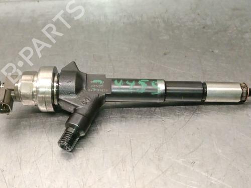 Used Injector CHEVROLET CRUZE Hatchback (J305) 1.7 D (131 hp) 31653481