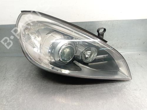 Used Right headlight VOLVO V60 I (155) D3 / D4 (163 hp) 31921157