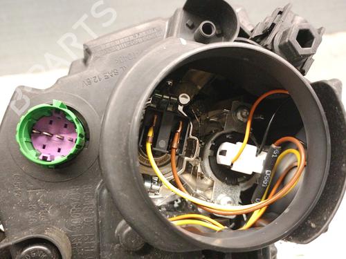 Right front fog light FIAT 500L (351_, 352_) 1.3 D Multijet (199.LYM11, 199.LYM1A) | BP29333401C31 