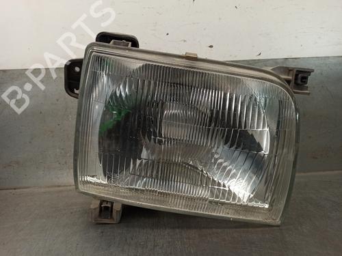 Used Right headlight NISSAN PICK UP (D22) 2.5 D (83 hp) 16915975