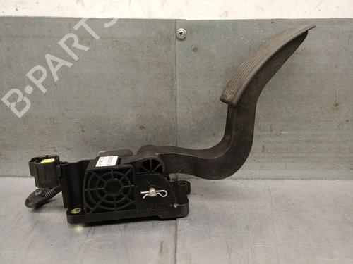 pedal-hyundai-accent-iii-saloon-mc-2005-2006-2007-2008-2009-2010-2011-2012-36412560 main image