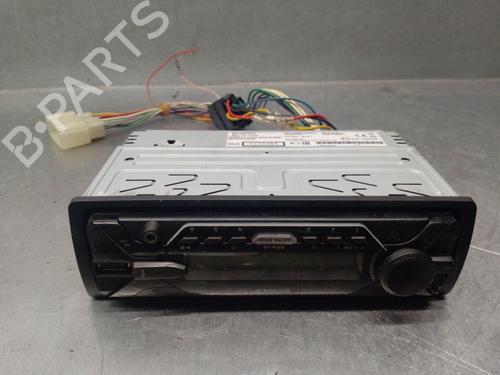 Used Radio FORD FIESTA V (JH_, JD_) 1.4 TDCi (68 hp) 27371701