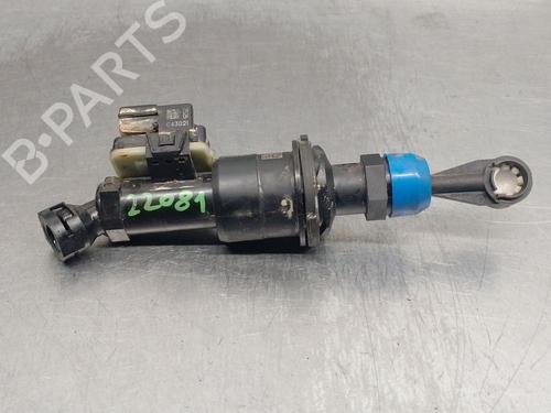 Used Clutch slave cylinder RENAULT CAPTUR II (HF_) TCe 155 (HFMN) (154 hp) 23427268