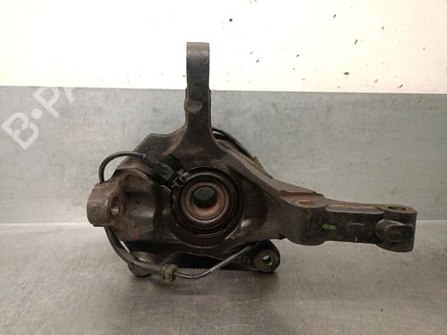 Used Left front steering knuckle RENAULT TRAFIC II Van (FL) [2001-2025]  31038564
