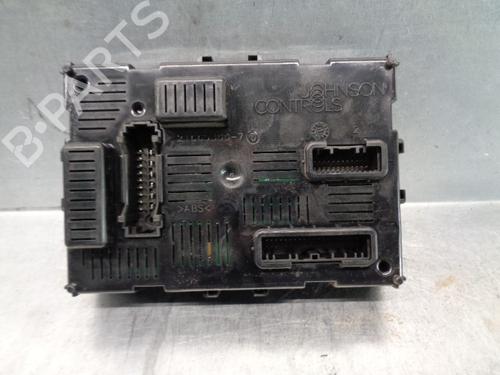 Elektronisk modul RENAULT CLIO III (BR0/1, CR0/1) 1.5 dCi (75 hp) 9496942