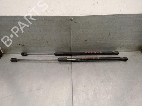 Used Hood lift support Hood lift support VOLVO XC60 II (246) D5 AWD (235 hp) 36354406 36354406