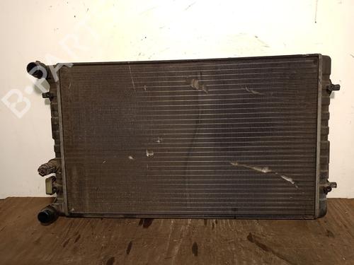 Used Water radiator Water radiator 36324634 36324634