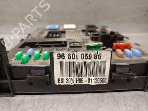 Fuse box CITROËN C5 II (RC_) 1.6 HDi (RC8HZB) | BP25824221E1 - Image 4