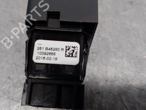 Switch RENAULT TWINGO III (BCM_, BCA_) 0.9 TCe 90 (BCM9, BCM2) | BP29405163I30 